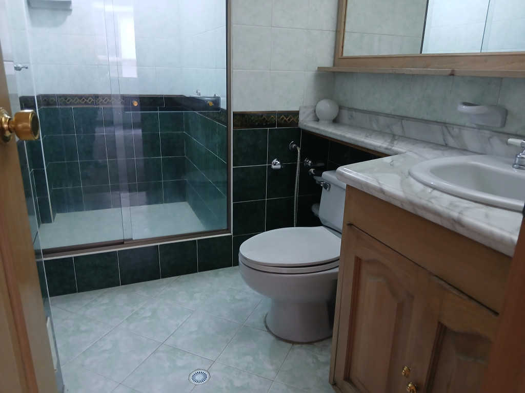 Apartamento en venta en Santa Barbara, Bogotá · foto 13 de 16