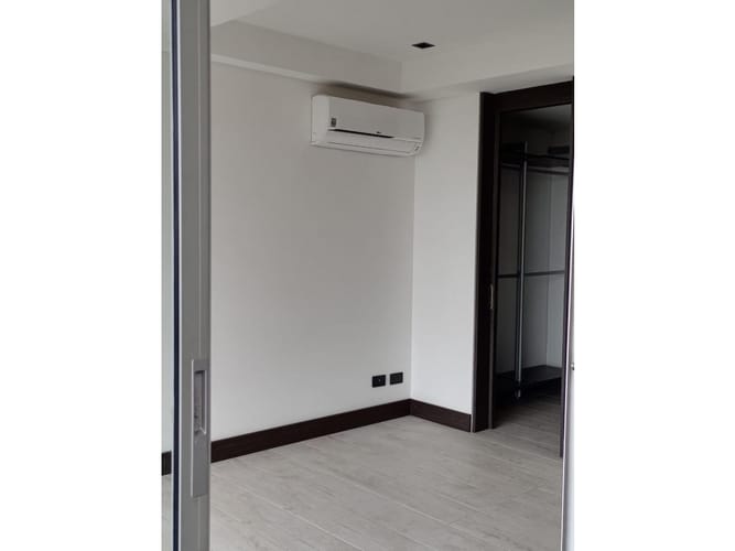 Apartaestudio en venta en Bellavista, Cali, 65 m² · foto 3 de 11