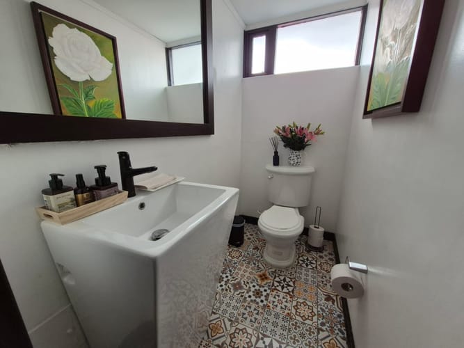 Casa de 3 alcobas en venta en El Castillo, Bogotá, 243 m² · foto 5 de 20