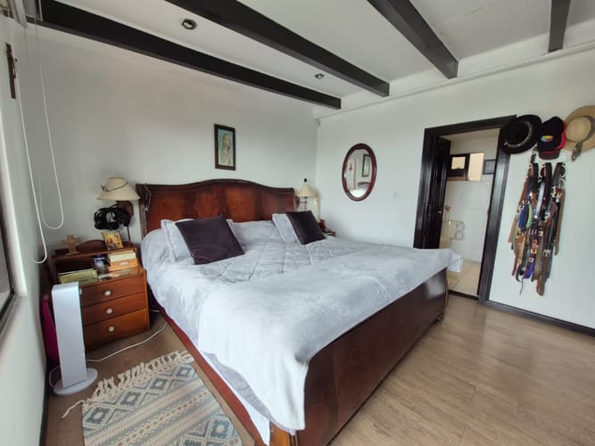 Casa de 3 alcobas en venta en El Castillo, Bogotá, 243 m² · foto 11 de 20