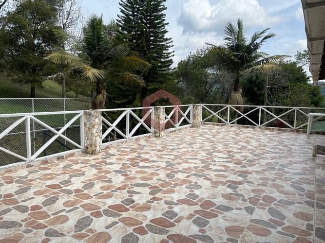 Finca en arriendo en Guarne, 10000 m² · foto 13 de 19