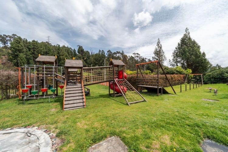 Lote en venta en Condominio Bosques Del Encenillo, La Calera, 1874 m² · foto 5 de 10