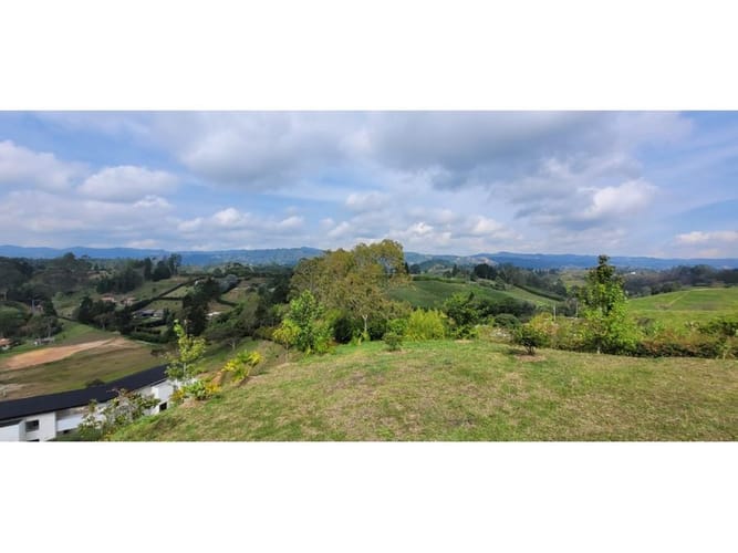 Lote en venta en Centro, Rionegro, 2600 m² · foto 10 de 10