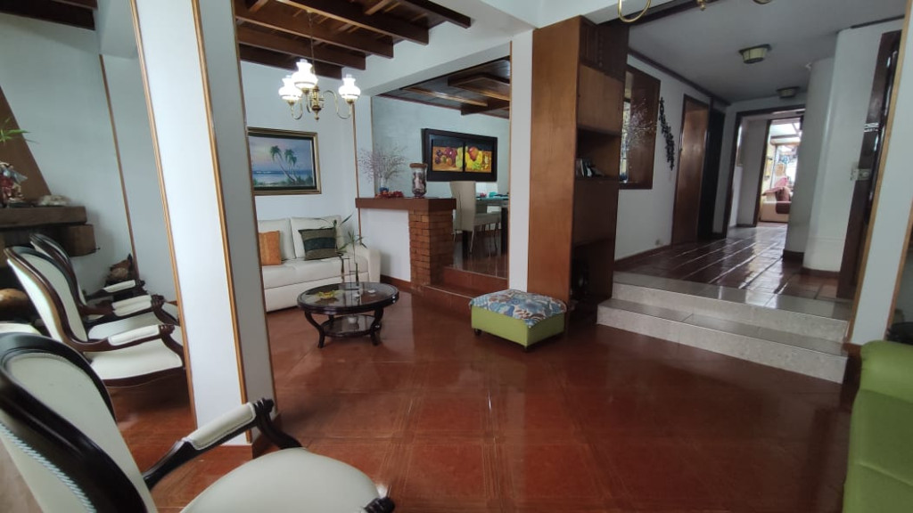 Casa en venta en Modelia, Bogotá · foto 2 de 14