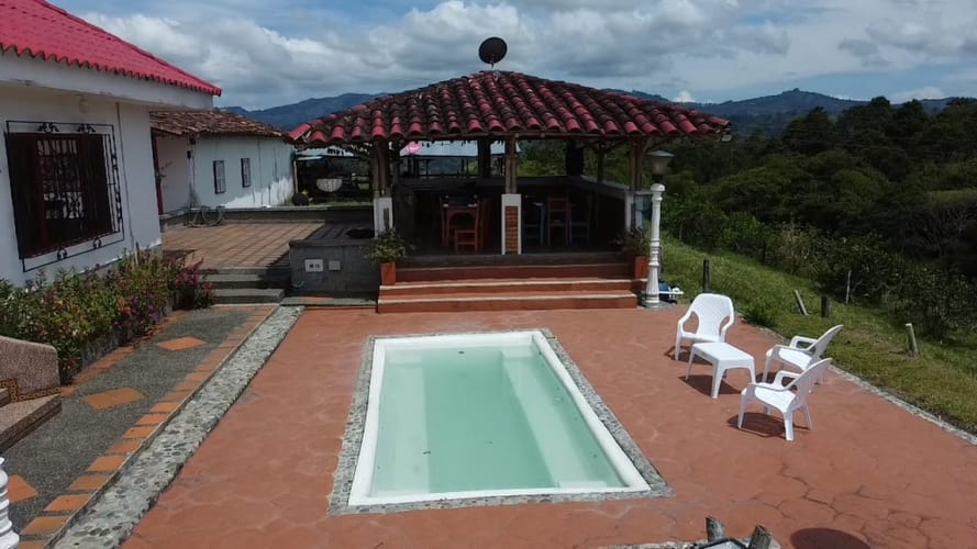 Finca en venta en Armenia, 462 m² · foto 19 de 23