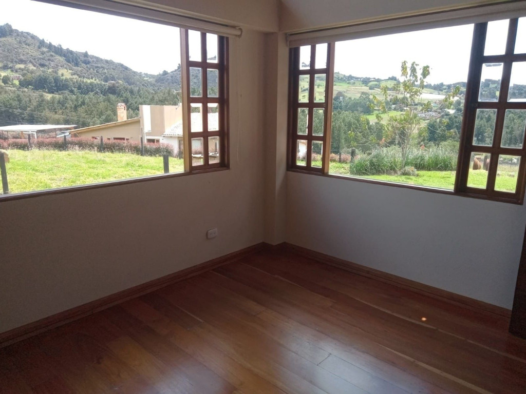 Casa en venta en El Volcan, La Calera · foto 7 de 13