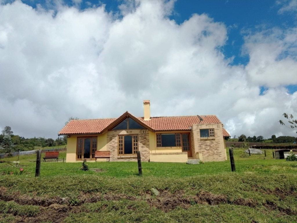 Casa en venta en El Volcan, La Calera · foto 9 de 13
