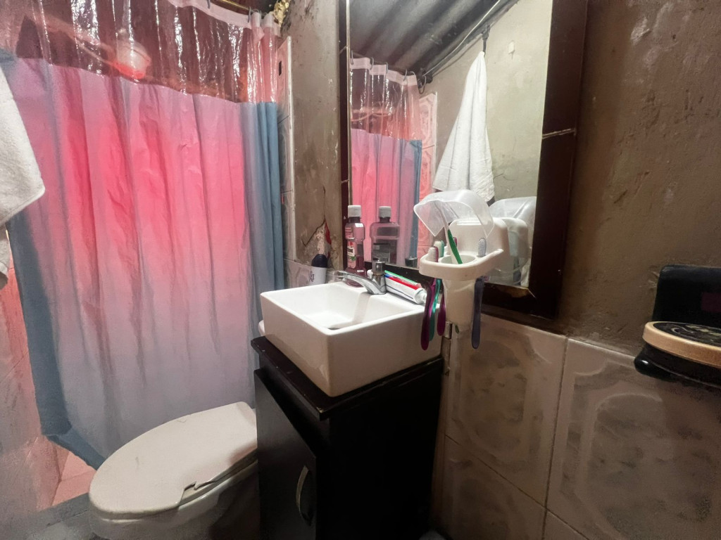 Casa en venta en El Carmen, Bogotá · foto 9 de 18
