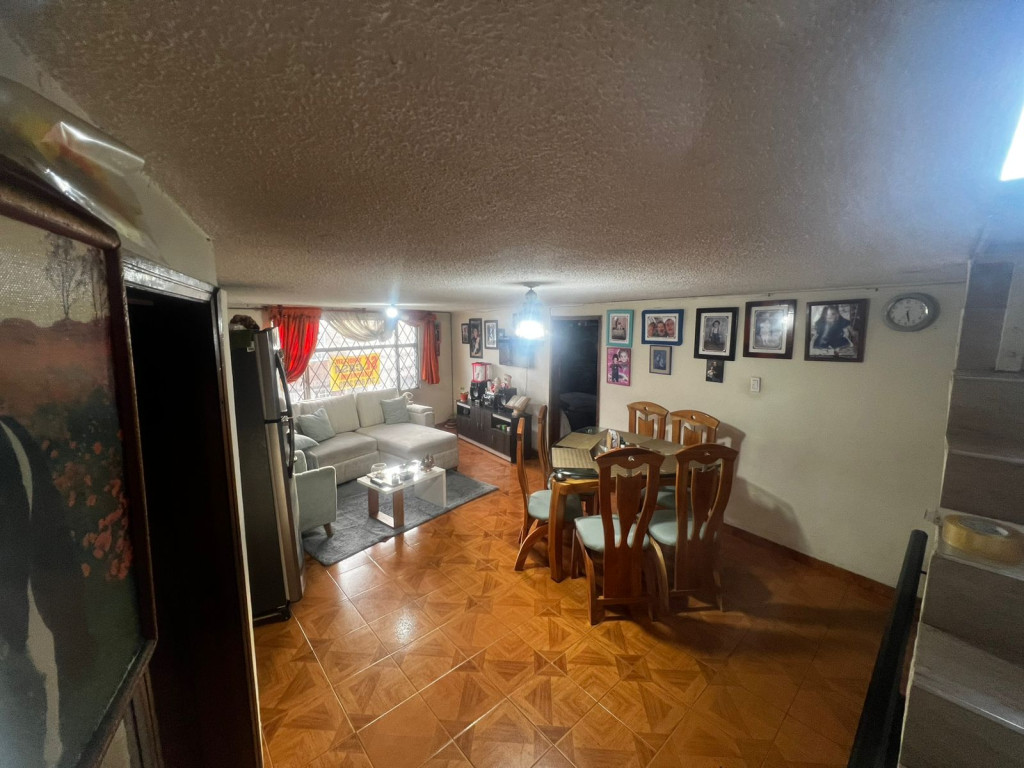 Casa en venta en El Carmen, Bogotá · foto 10 de 18