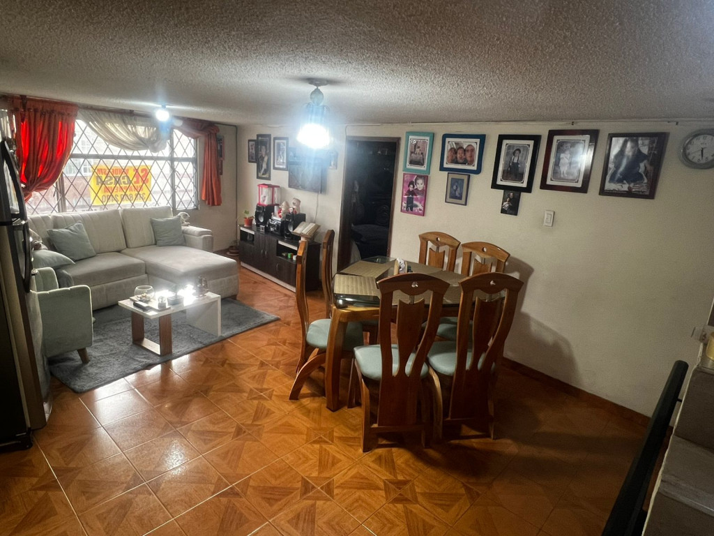 Casa en venta en El Carmen, Bogotá · foto 11 de 18