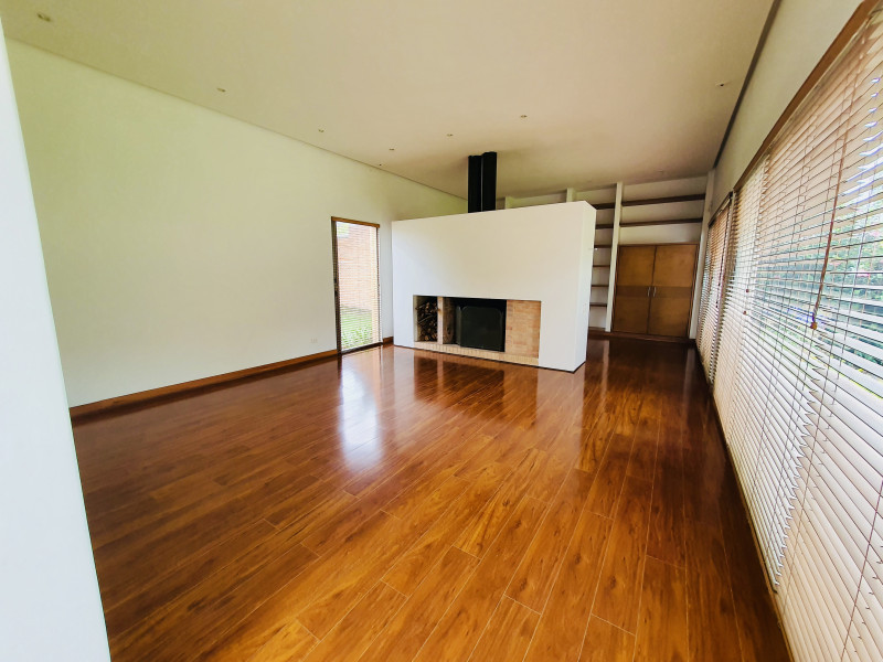 Casa en venta en Guaymaral, Bogotá · foto 3 de 24