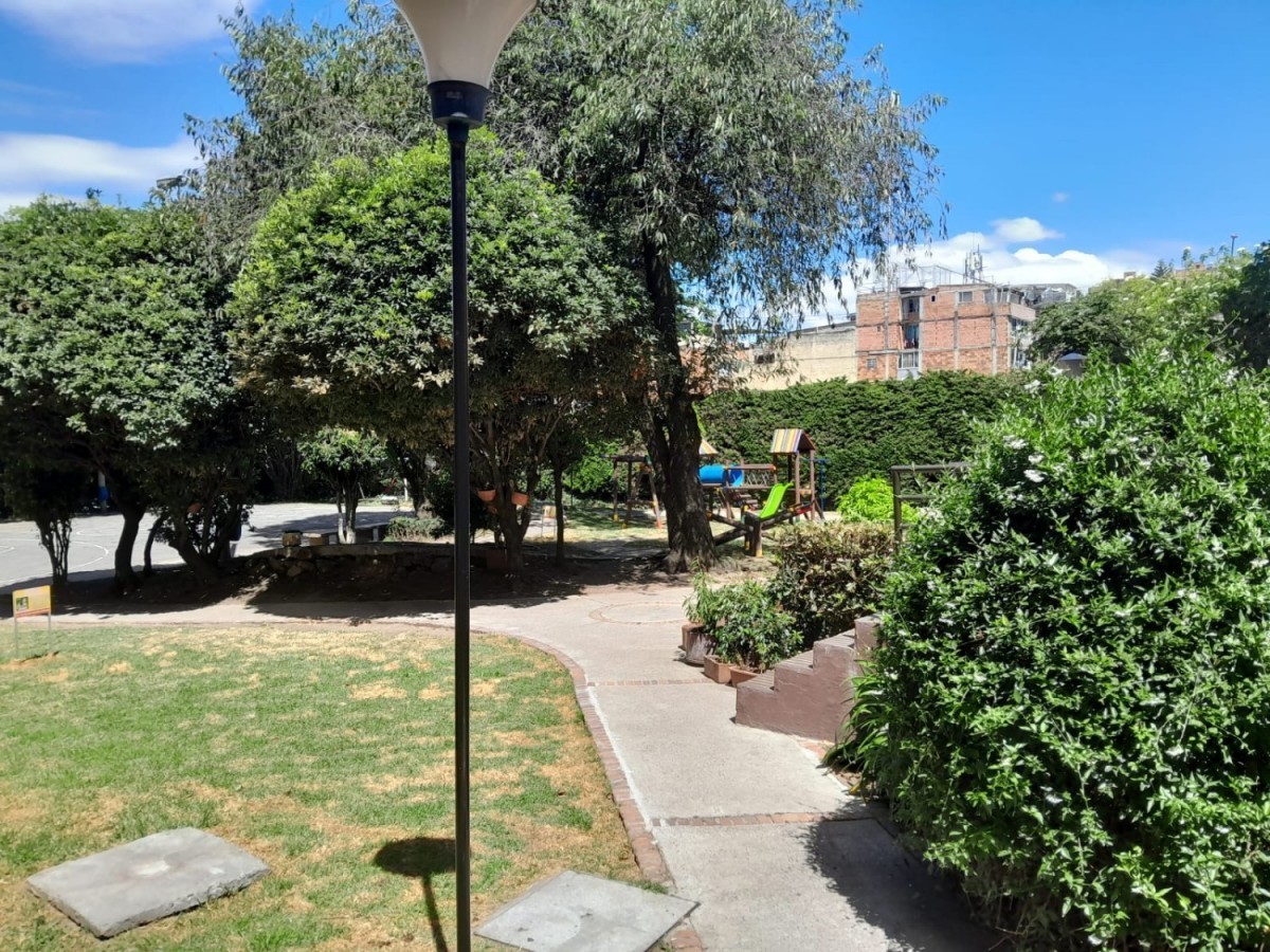 Apartamento en venta en Cedro Golf, Bogotá · foto 3 de 14