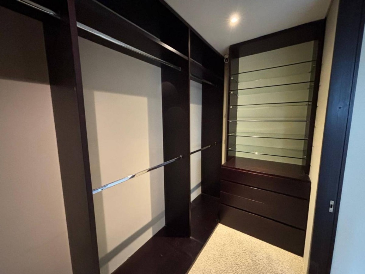 Apartamento en venta en Los Rosales, Bogotá · foto 9 de 16