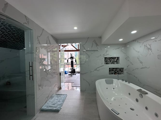 Casa de 4 alcobas en venta en El Poblado, Medellín, 470 m² · foto 17 de 20