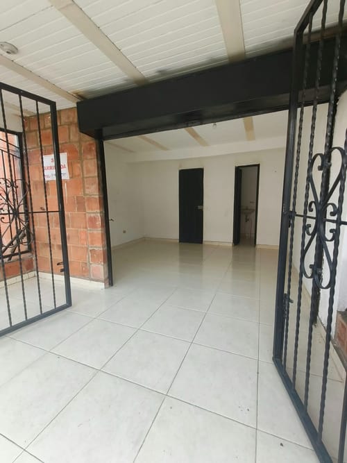 Local en arriendo en Cd. Bonanza, Jamundí, 15 m² · foto 5 de 10