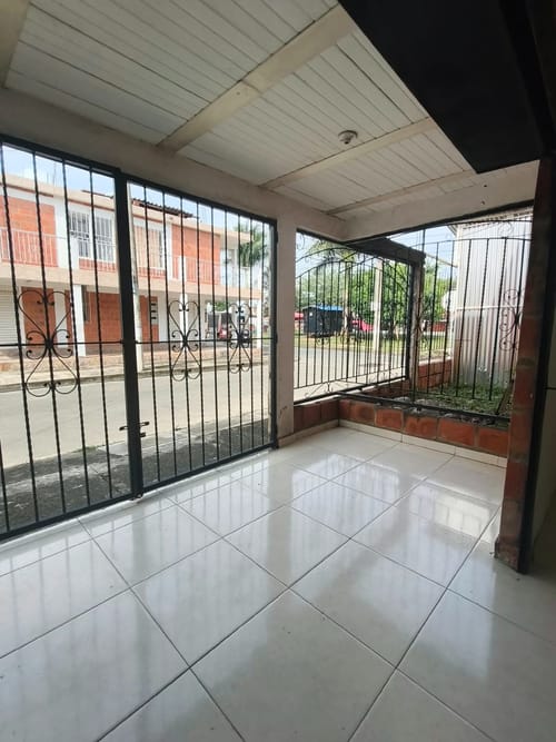 Local en arriendo en Cd. Bonanza, Jamundí, 15 m² · foto 7 de 10