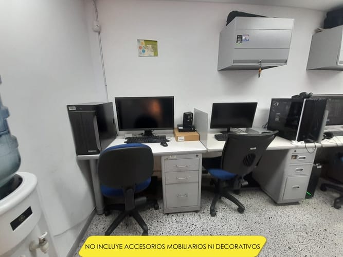 Oficina en arriendo en Villa Carlota, Medellín, 100 m² · foto 4 de 11