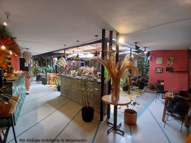 Local en arriendo en Astorga, Medellín, 200 m² · foto 2 de 5