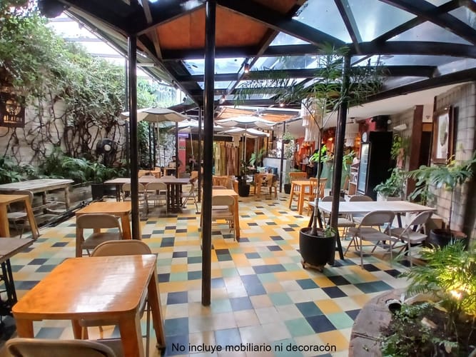 Local en arriendo en Astorga, Medellín, 200 m² · foto 3 de 5