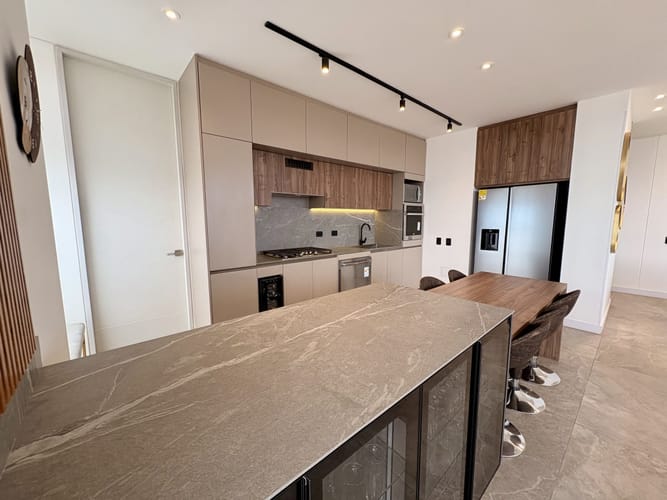 Apartamento de 4 alcobas en venta en Granada, Cali, 176 m² · foto 6 de 15