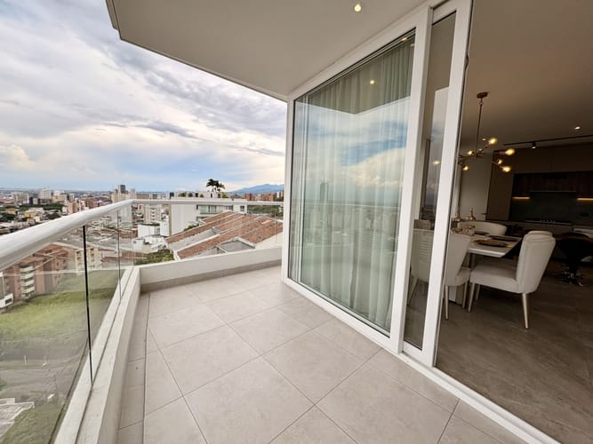 Apartamento de 4 alcobas en venta en Granada, Cali, 176 m² · foto 11 de 15