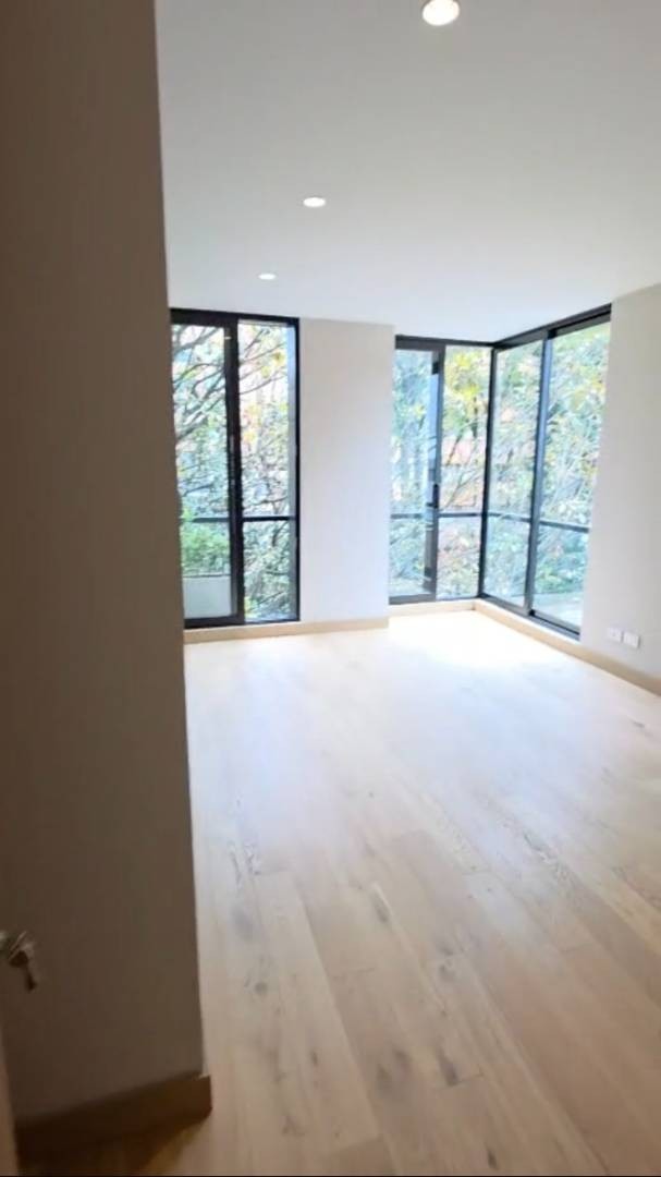 Apartamento en venta en Chico Norte, Bogotá · foto 3 de 19