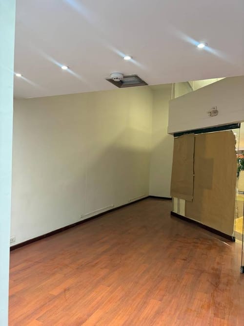 Local en arriendo en San Diego, Medellín, 55 m² · foto 6 de 8