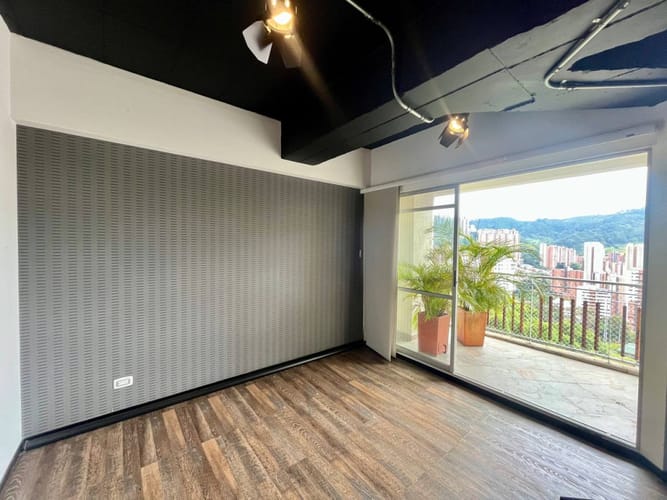 Apartamento de 2 alcobas en venta en Aves Maria, Sabaneta, 104 m² · foto 3 de 23