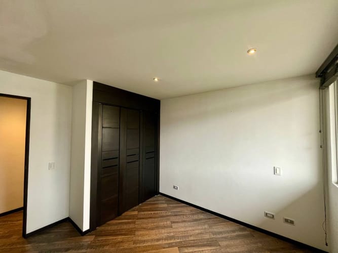 Apartamento de 2 alcobas en venta en Aves Maria, Sabaneta, 104 m² · foto 11 de 23