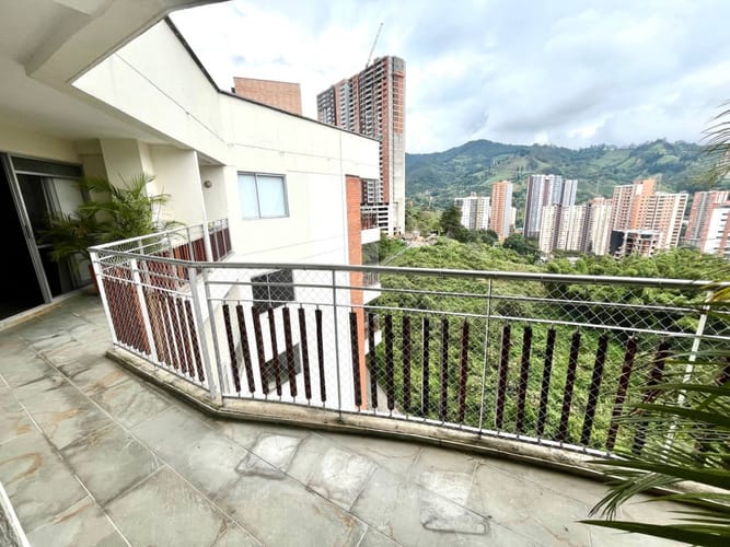Apartamento de 2 alcobas en venta en Aves Maria, Sabaneta, 104 m² · foto 17 de 23
