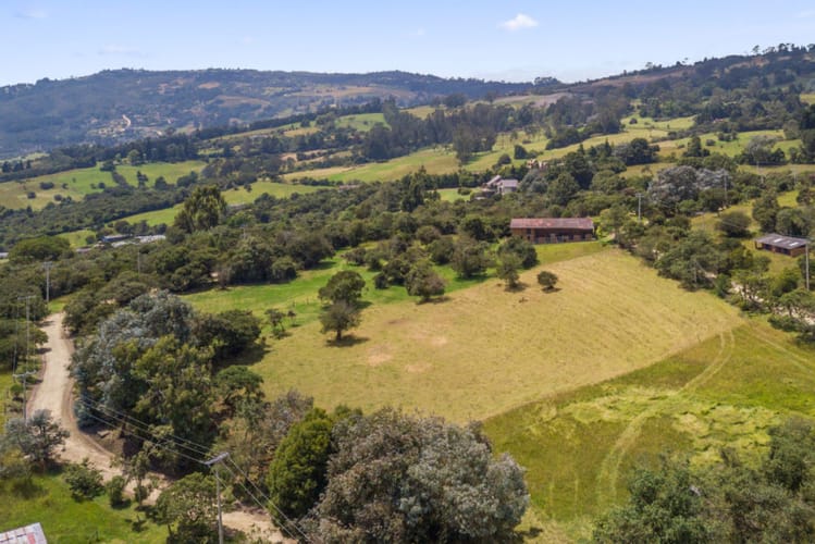 Lote en venta en Altos De Yerbabuena, Sopó, 4507 m² · foto 5 de 11