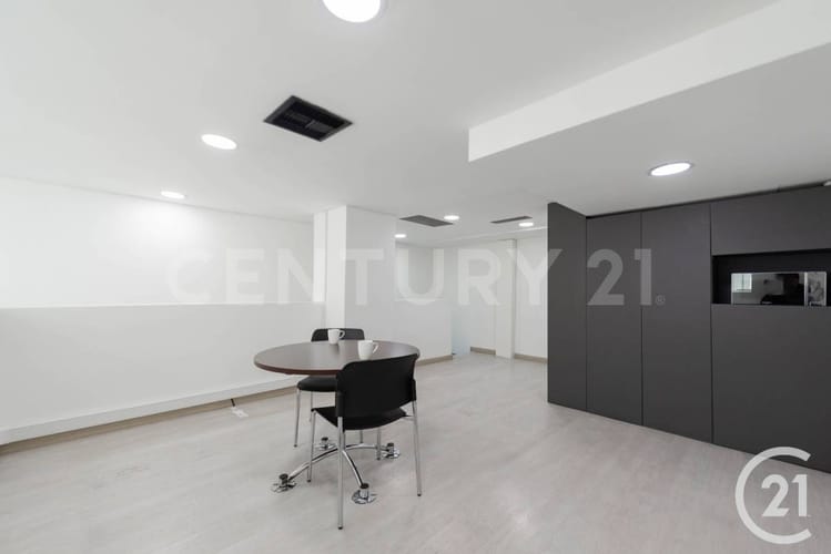 Oficina en venta en Perpetuo Socorro, Medellín, 83 m² · foto 4 de 14