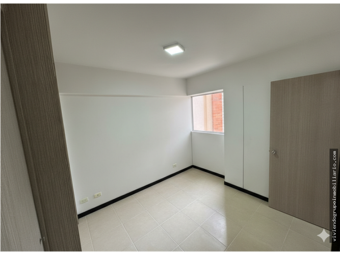 Apartamento de 3 alcobas en venta en Asdesillas, Sabaneta, 70 m² · foto 7 de 12
