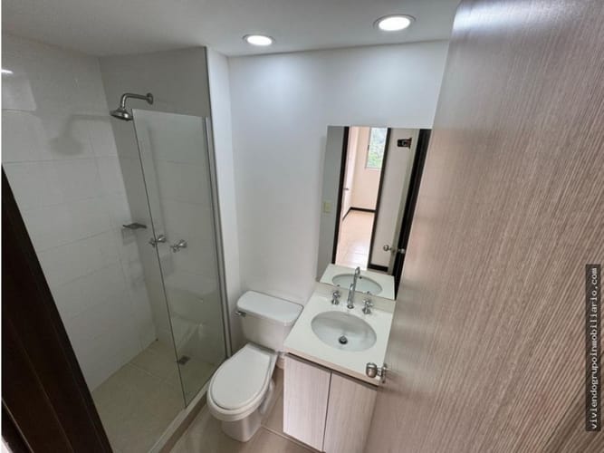 Apartamento de 3 alcobas en venta en Asdesillas, Sabaneta, 70 m² · foto 8 de 12