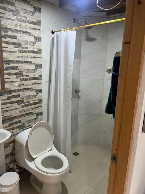 Casa de 4 alcobas en venta en Bombona No.1, Medellín, 200 m² · foto 16 de 24