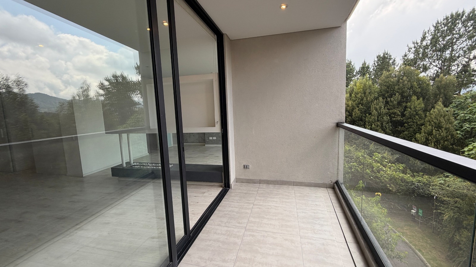 Apartamento en venta en Las Palmas, Envigado · foto 16 de 24