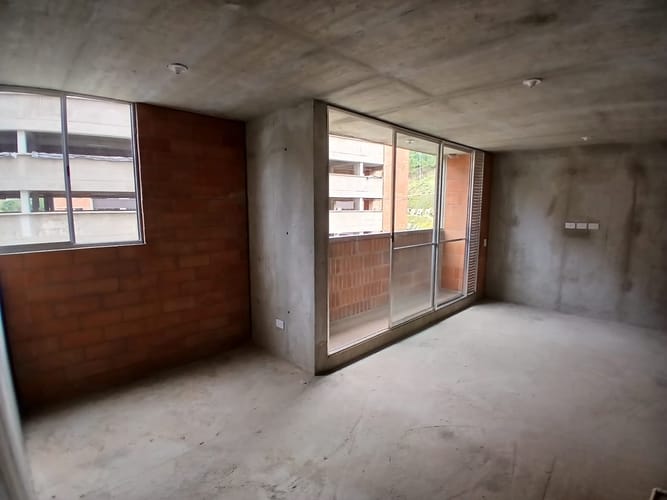 Apartamento de 2 alcobas en venta en Bucaros, Bello, 50 m² · foto 3 de 11