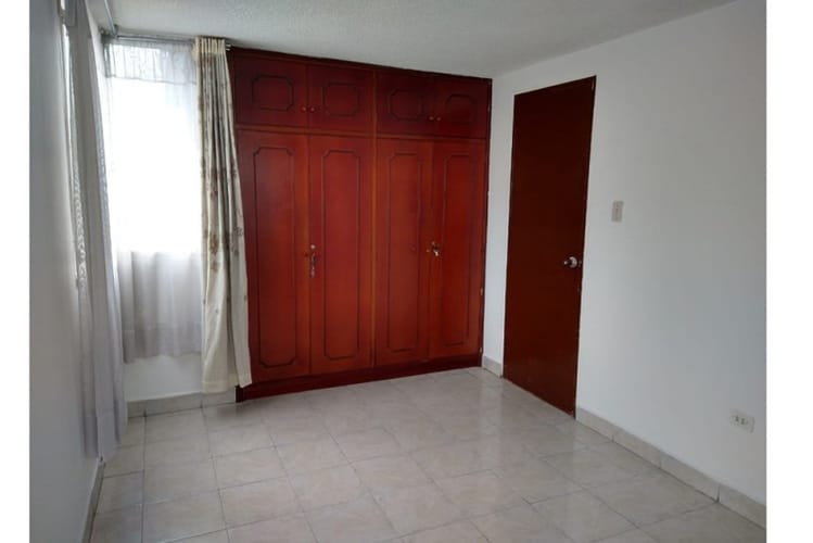 Casa de 6 alcobas en venta en San Marcos, Bogotá, 353 m² · foto 12 de 18