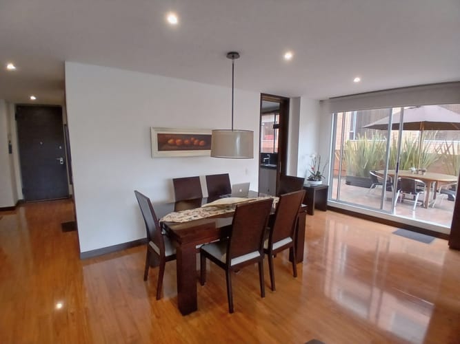 Apartamento de 3 alcobas en venta en Chicó Navarra, Bogotá, 164 m² · foto 5 de 21