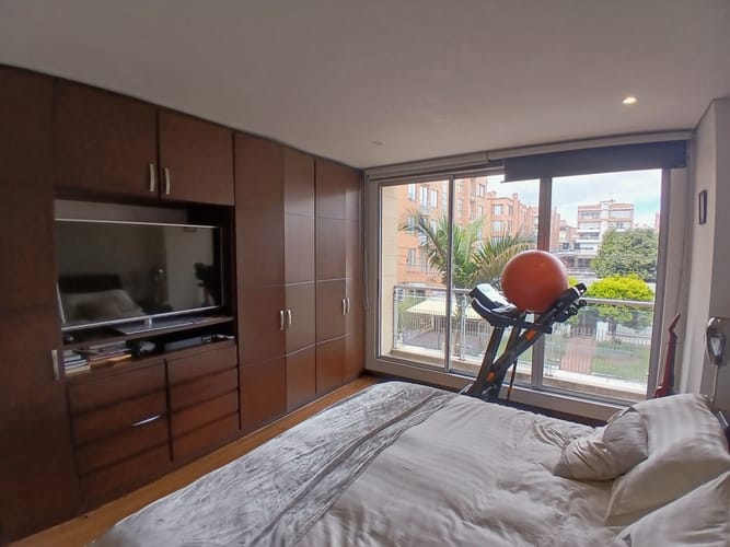 Apartamento de 3 alcobas en venta en Chicó Navarra, Bogotá, 164 m² · foto 12 de 21