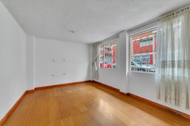 Apartamento en venta en Ciudad Bachue, Bogotá · foto 4 de 16