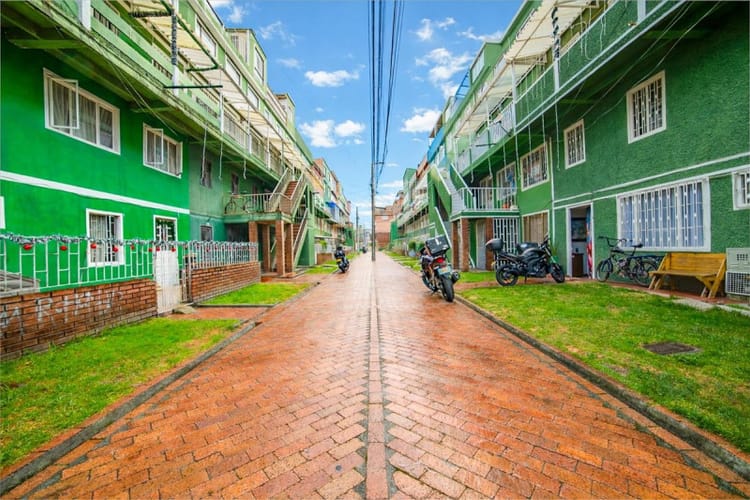 Apartamento en venta en Ciudad Bachue, Bogotá · foto 13 de 16