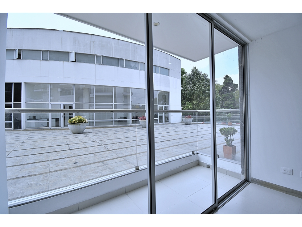 Apartamento en venta en San Marcel, Manizales · foto 3 de 17