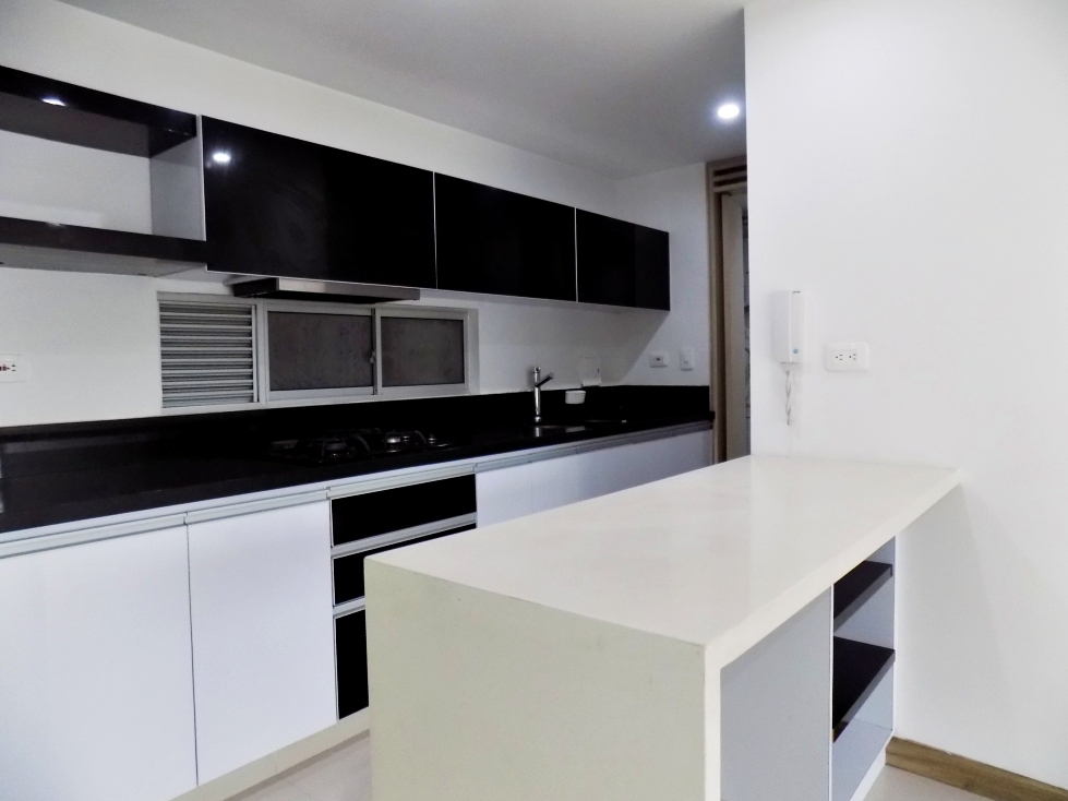 Apartamento en venta en San Marcel, Manizales · foto 3 de 24