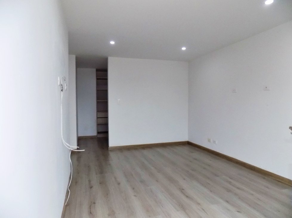Apartamento en venta en San Marcel, Manizales · foto 4 de 24