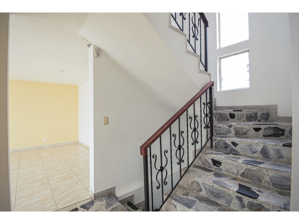 Casa en venta en La Leonora, Manizales · foto 18 de 24
