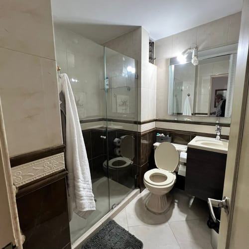 Apartamento de 3 alcobas en venta en Altos Del Poblado, Medellín, 142 m² · foto 10 de 13