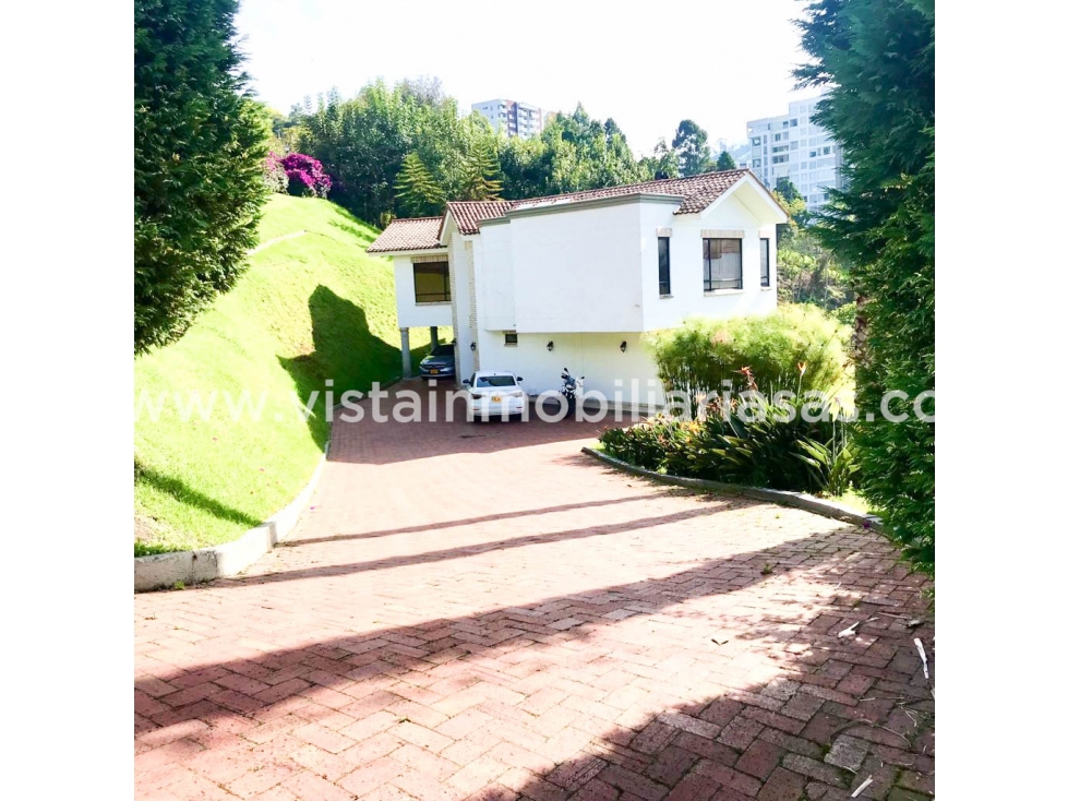 Casa en venta en El Trebol, Manizales · foto 3 de 17