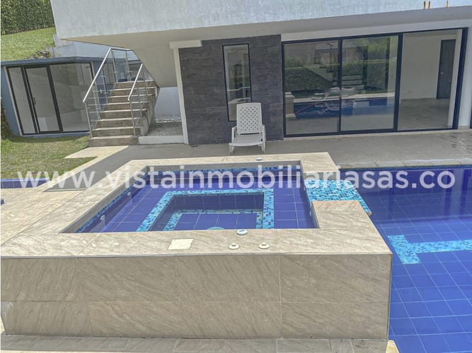 Casa de 6 alcobas en venta en La Manuela, Manizales, 400 m² · foto 4 de 24