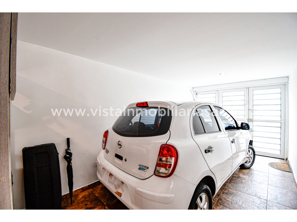 Casa en venta en Alta Suiza, Manizales · foto 4 de 24